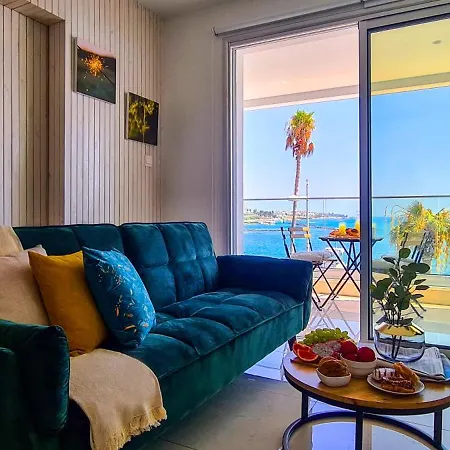 Phaedrus Living Seaview Flat Lighthouse 49 Paphos