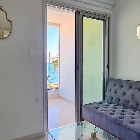 Апартаменты Phaedrus Living Seaview Flat Lighthouse 49 Пафос